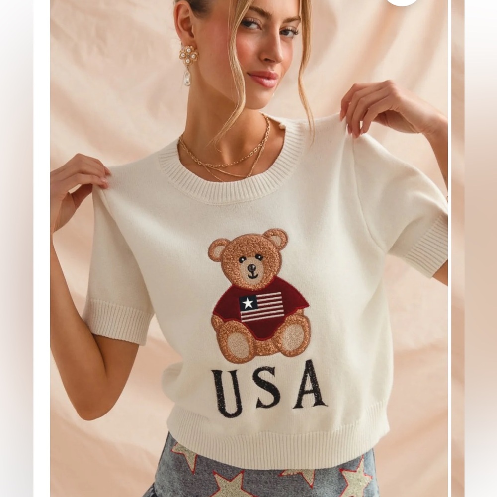 White Knit Sweater with Embroidered USA  Bear
